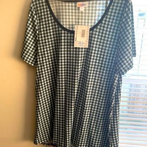 Lularoe classic tee